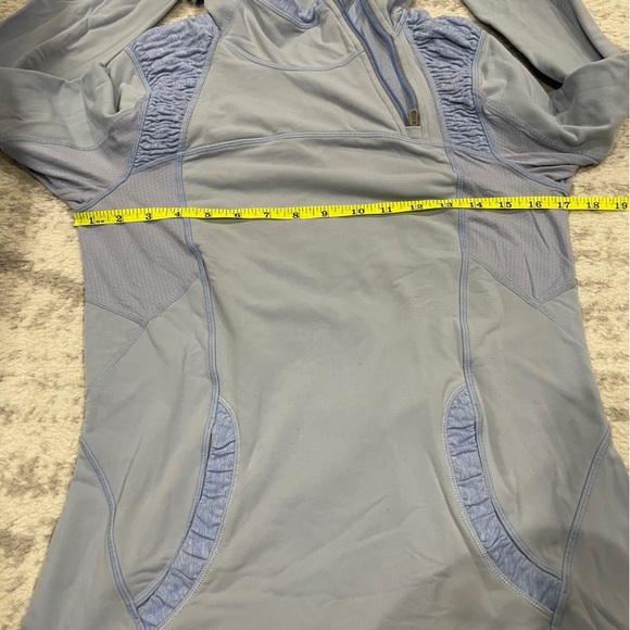 Lululemon Light Blue Hooded Pullover Jacket - Picture 9 of 11
